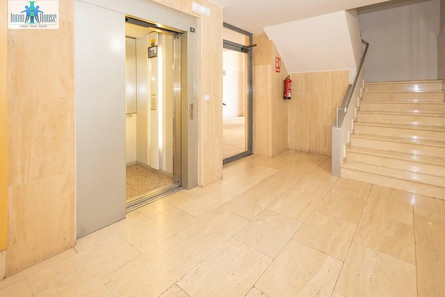 Piso en venta en Albacete con Aire acondicionado, Calefacción y Trastero