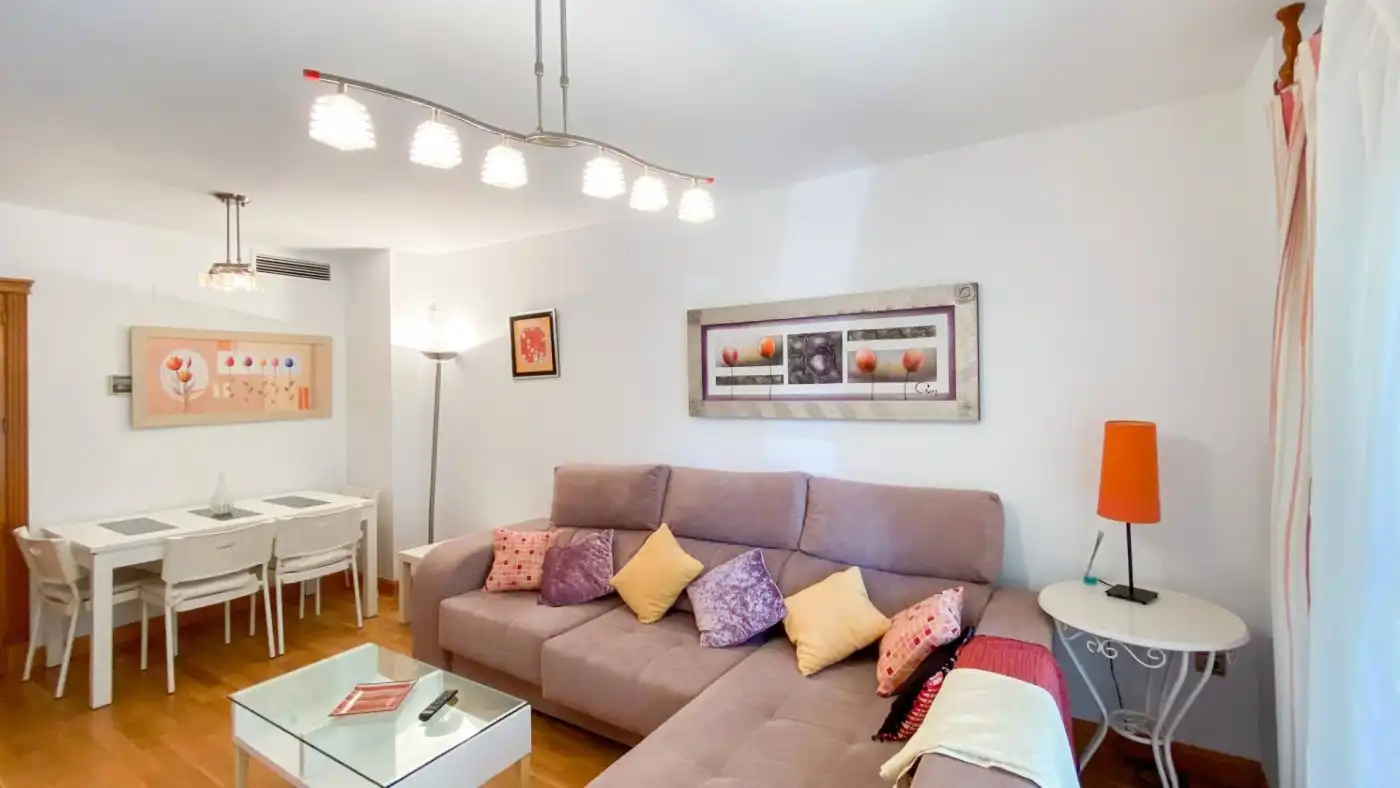 Living room of Flat for rent in Málaga  with Air Conditioner, Heating and Parquet flooring