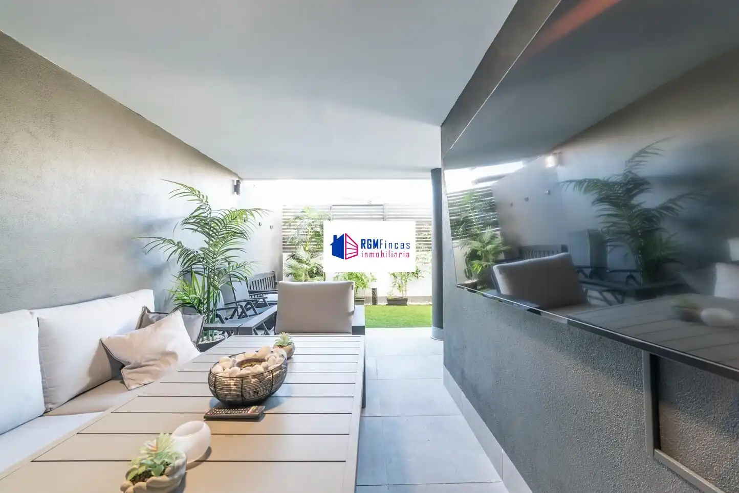 Terraza de Piso en venta en Sevilla con Aire acondicionado, Calefacción y Jardín privado