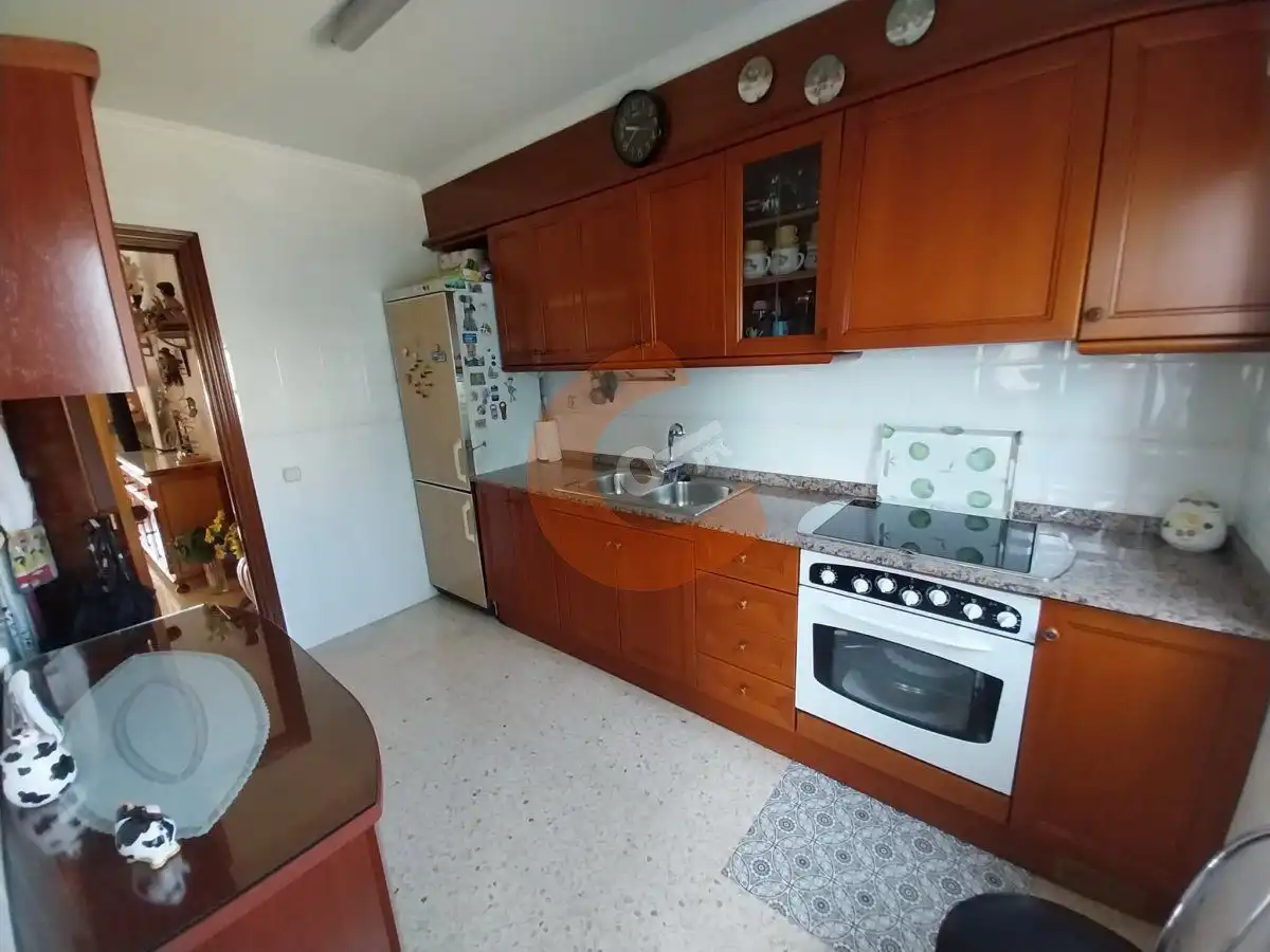 Küche von Wohnung zum Verkauf in Cunit mit Klimaanlage, Terrasse und Balkon