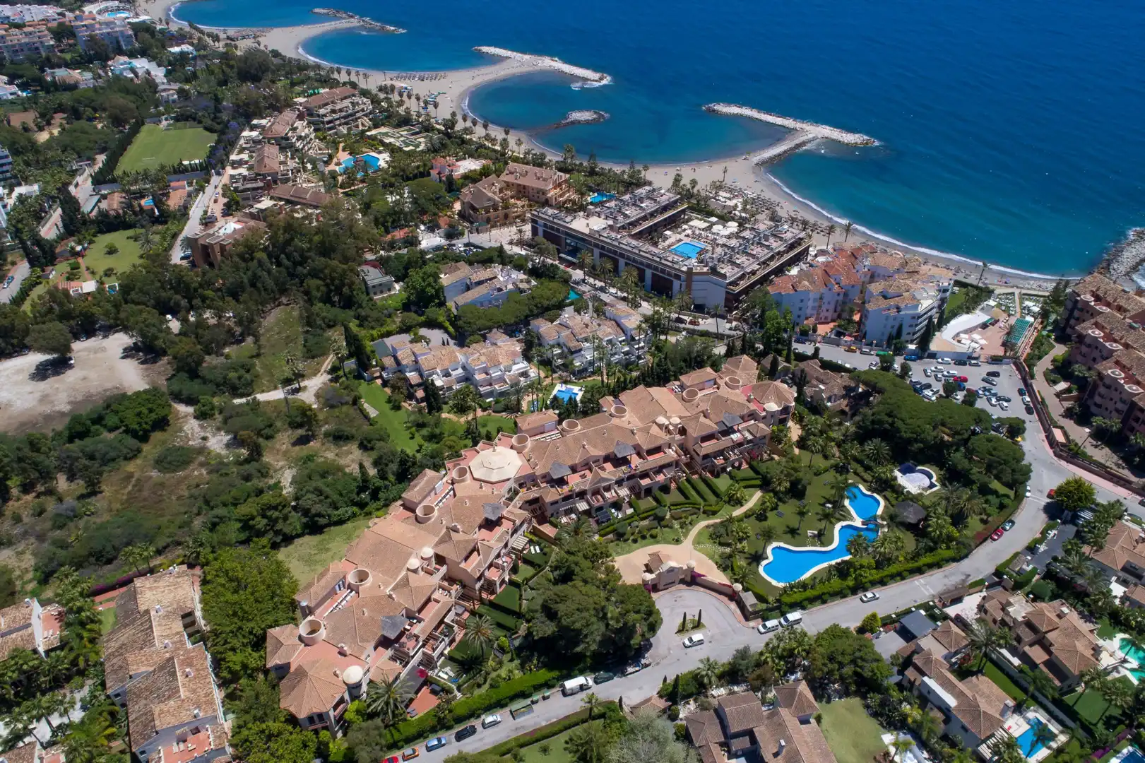 Baixos amb piscina en venda a Nueva Andalucía, imagen 4