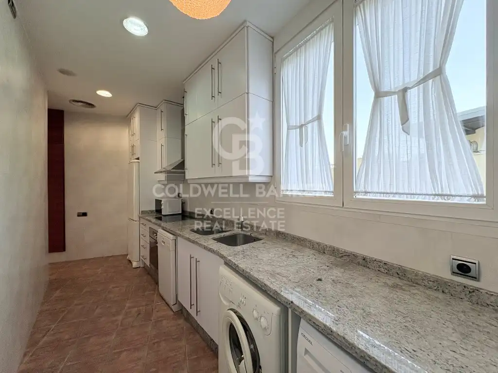 Cocina de Piso de alquiler en Valencia con Aire acondicionado, Amueblado y Horno