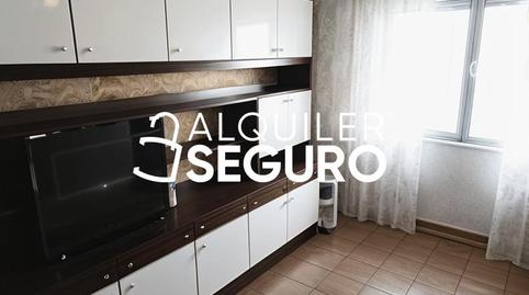 Foto 2 de Piso de alquiler en Eduardo Dato, Barrio del Nervión,  Sevilla Capital