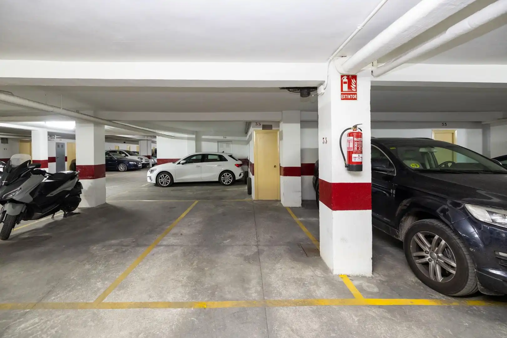 Parkplatz von Dachboden zum Verkauf in Granada mit Terrasse
