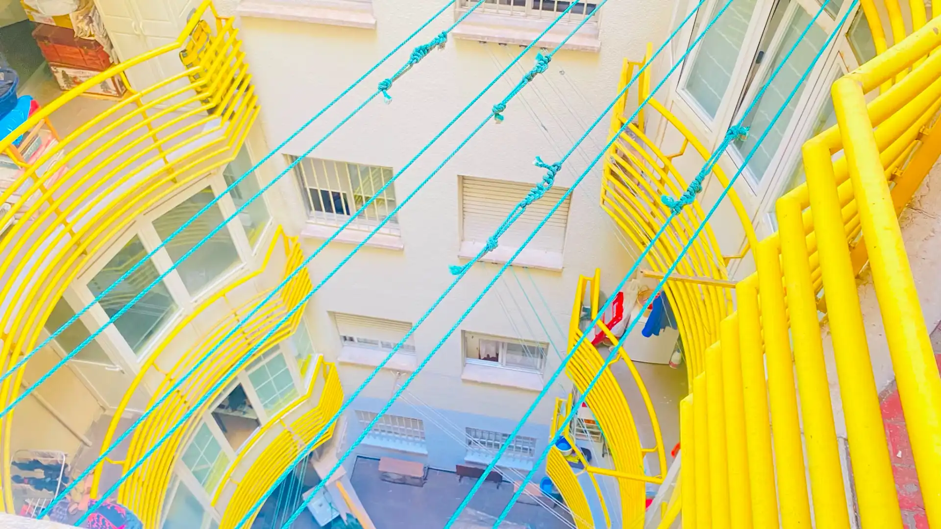 Vista exterior de Piso en venta en Madrid con Aire acondicionado, Calefacción y Jardín privado