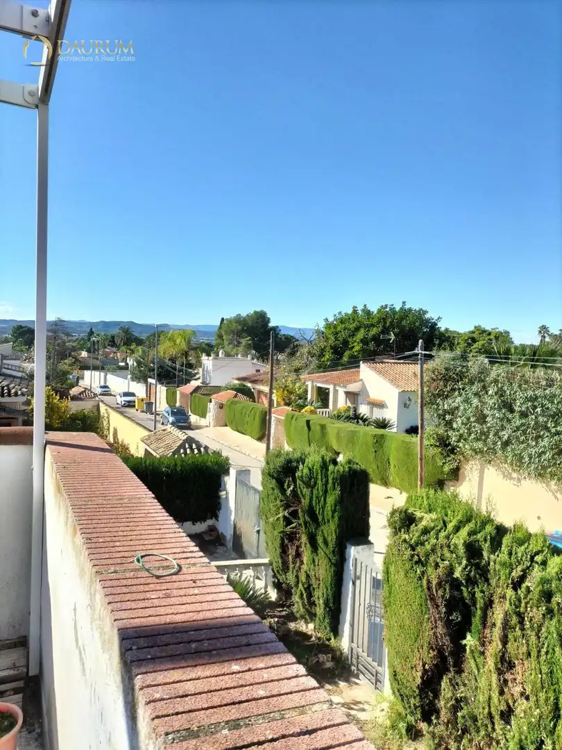 Vista exterior de Casa o chalet en venta en L'Eliana con Aire acondicionado, Calefacción y Terraza