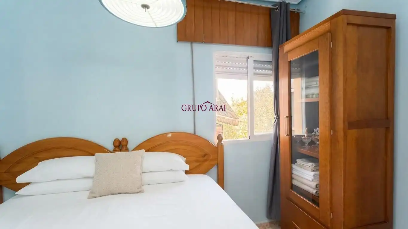 Habitación de Piso en venta en Alicante / Alacant con Balcón