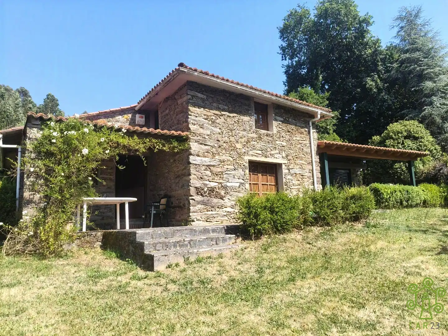 Vista exterior de Casa o xalet en venda en Abegondo amb Calefacció, Jardí privat i Piscina