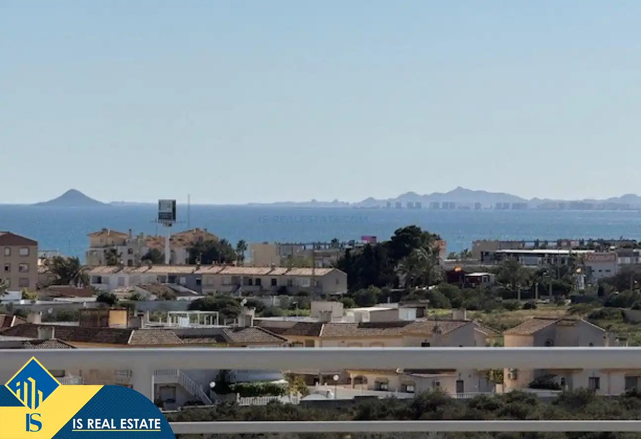 Vista exterior de Àtic en venda en Orihuela amb Aire condicionat, Calefacció i Terrassa