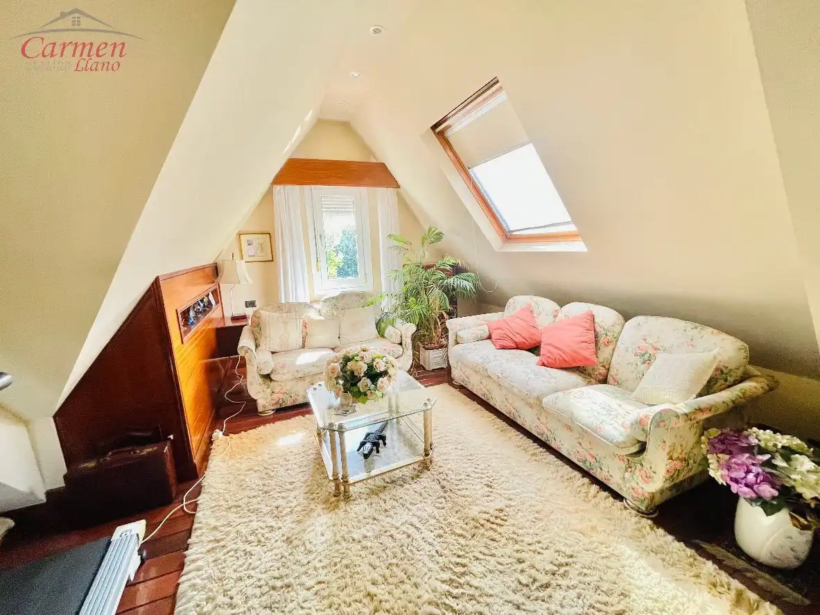 Sala de estar de Dúplex en venta en Getxo  con Calefacción, Terraza y Trastero