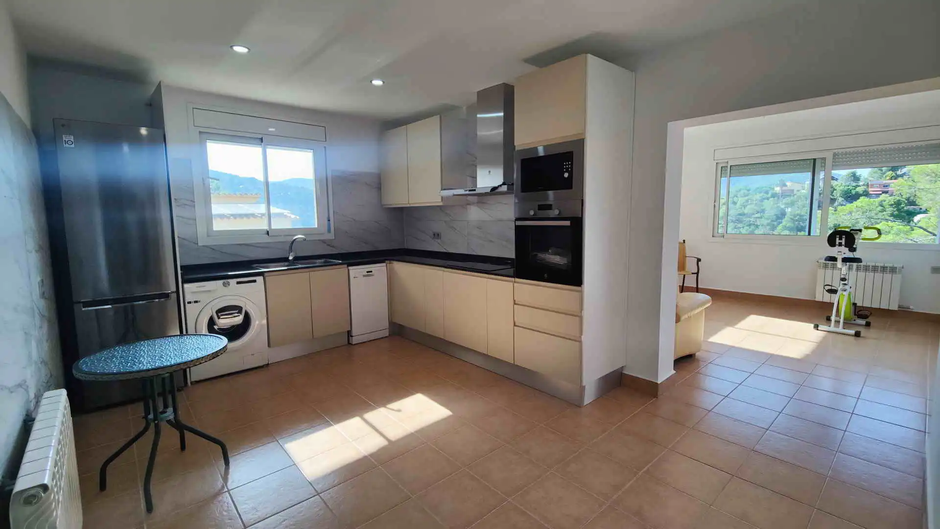 Terraced house to rent in Vallirana