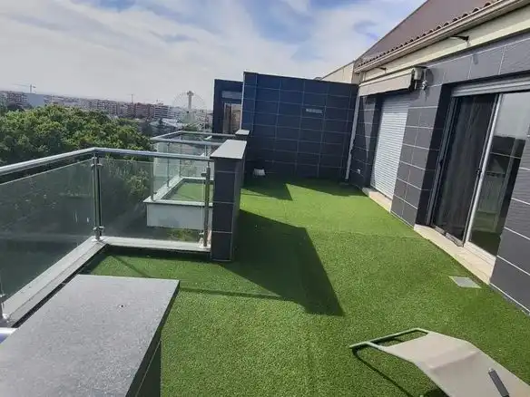 Terraza de Piso de alquiler en Feria
