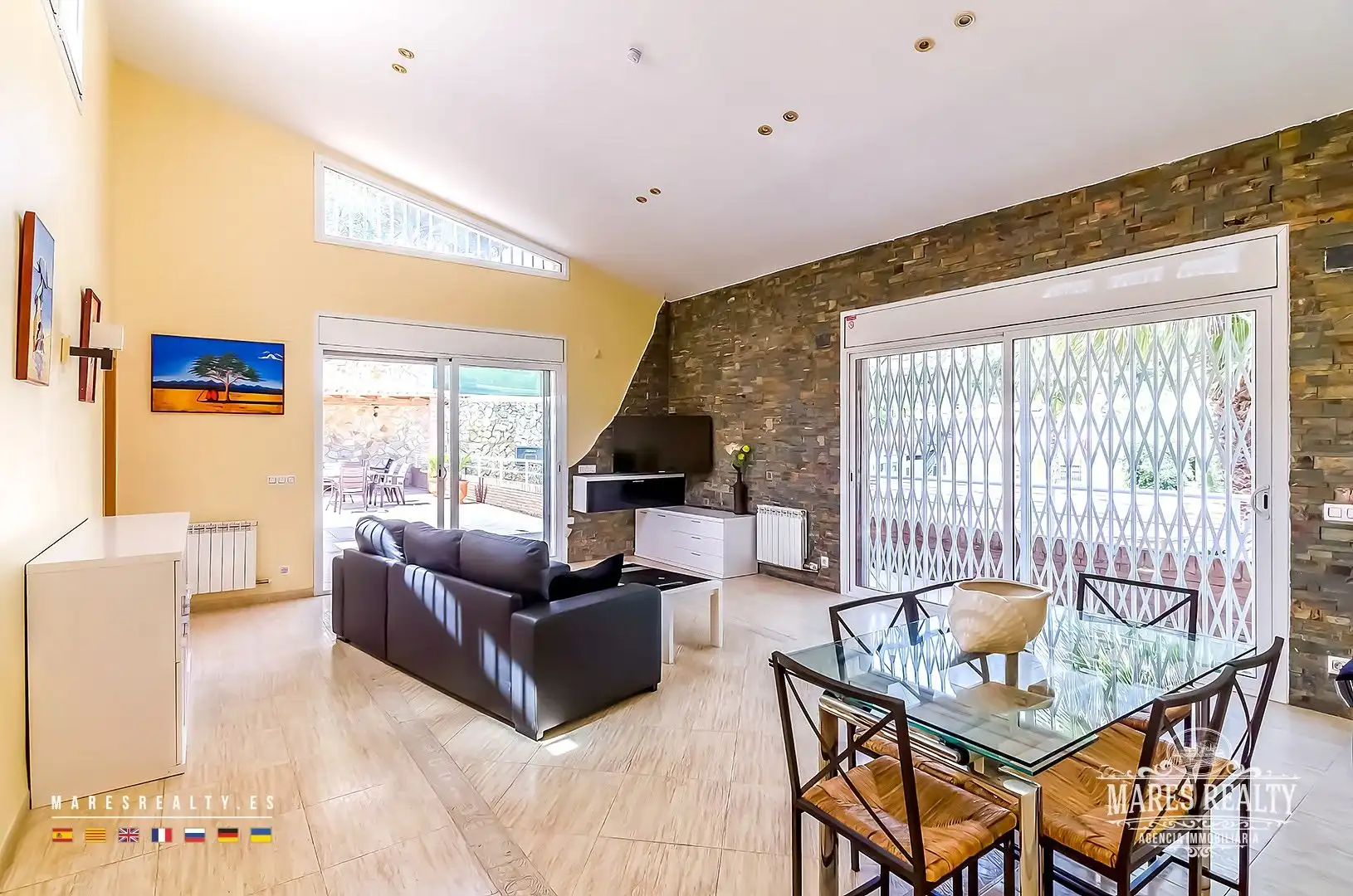 Sala d'estar de Casa o xalet en venda en Lloret de Mar amb Aire condicionat, Calefacció i Jardí privat