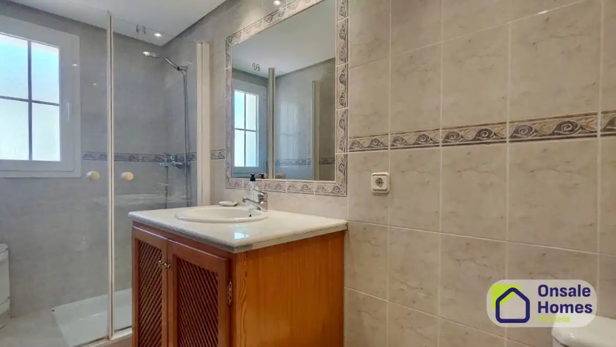 Duplex with terrace to rent in Calle el Califa, imagen 12
