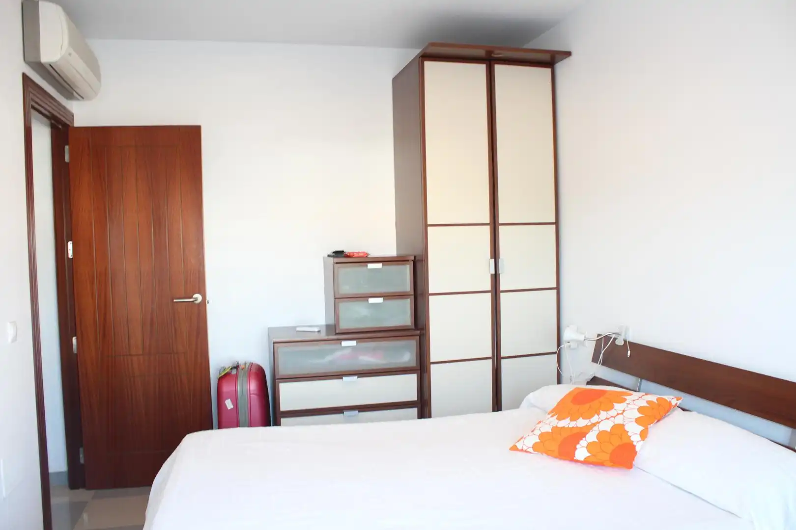 Habitación de Apartamento en venta en Roquetas de Mar con Aire acondicionado, Amueblado y Horno