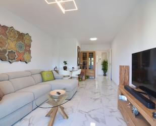 Sala d'estar de Apartament en venda en Fuengirola amb Aire condicionat, Moblat i Forn