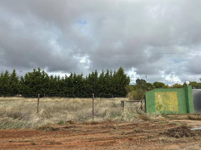 Nave industrial en Venta en Olmeda de las Fuentes