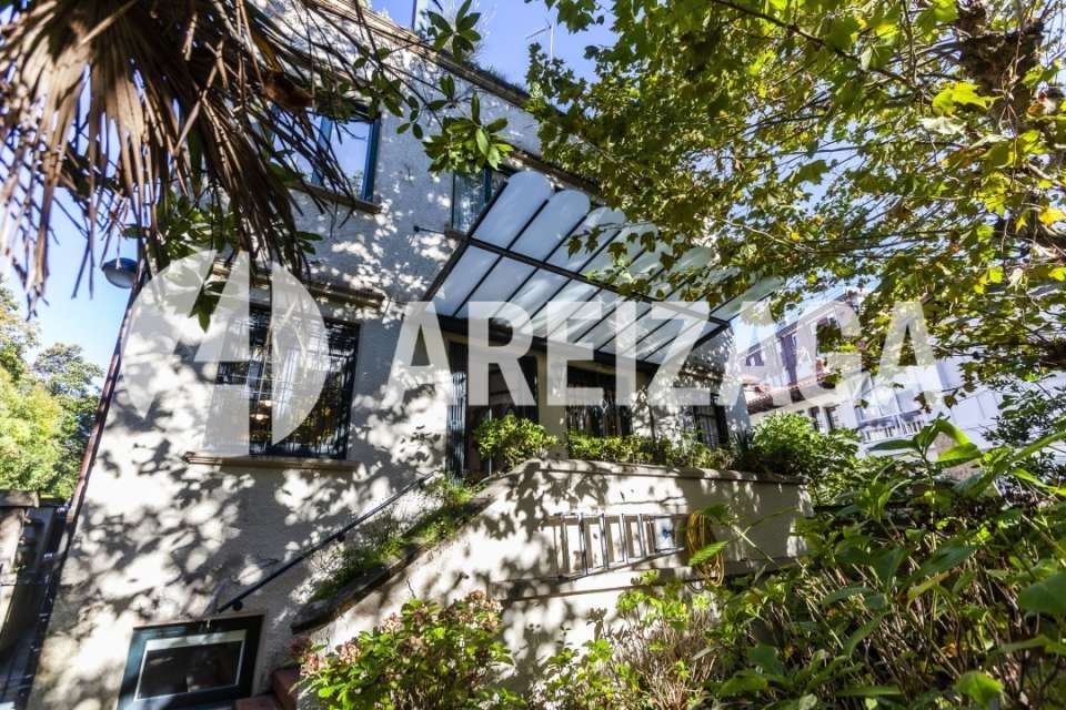 Vista exterior de Casa o chalet en venta en Donostia - San Sebastián  con Calefacción, Jardín privado y Terraza