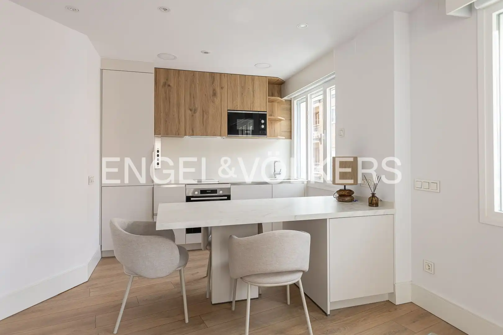 Küche von Wohnung zur Miete in Madrid mit Klimaanlage, Heizung und Abstellraum