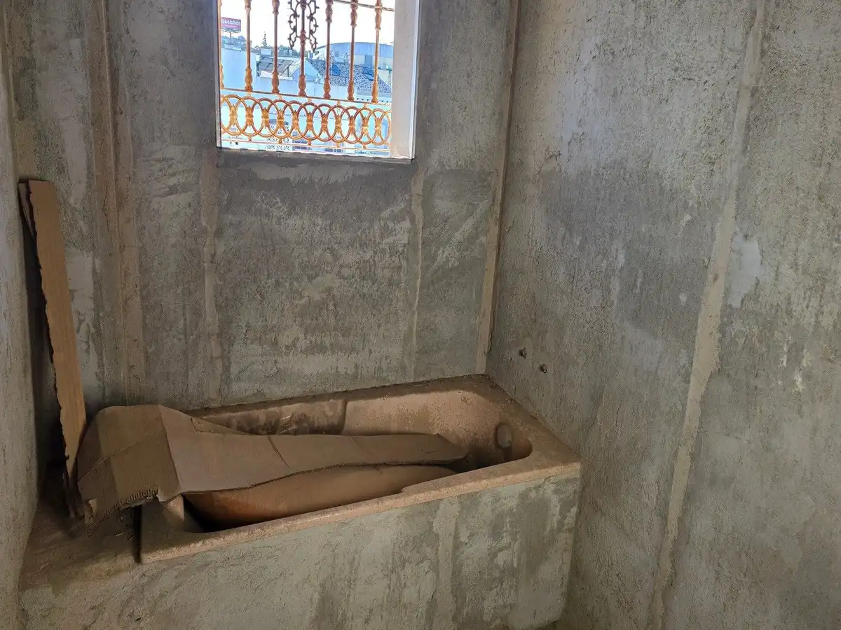 Bathroom of Houses for sale in Fuengirola  with Air Conditioner, Private garden and Terrace