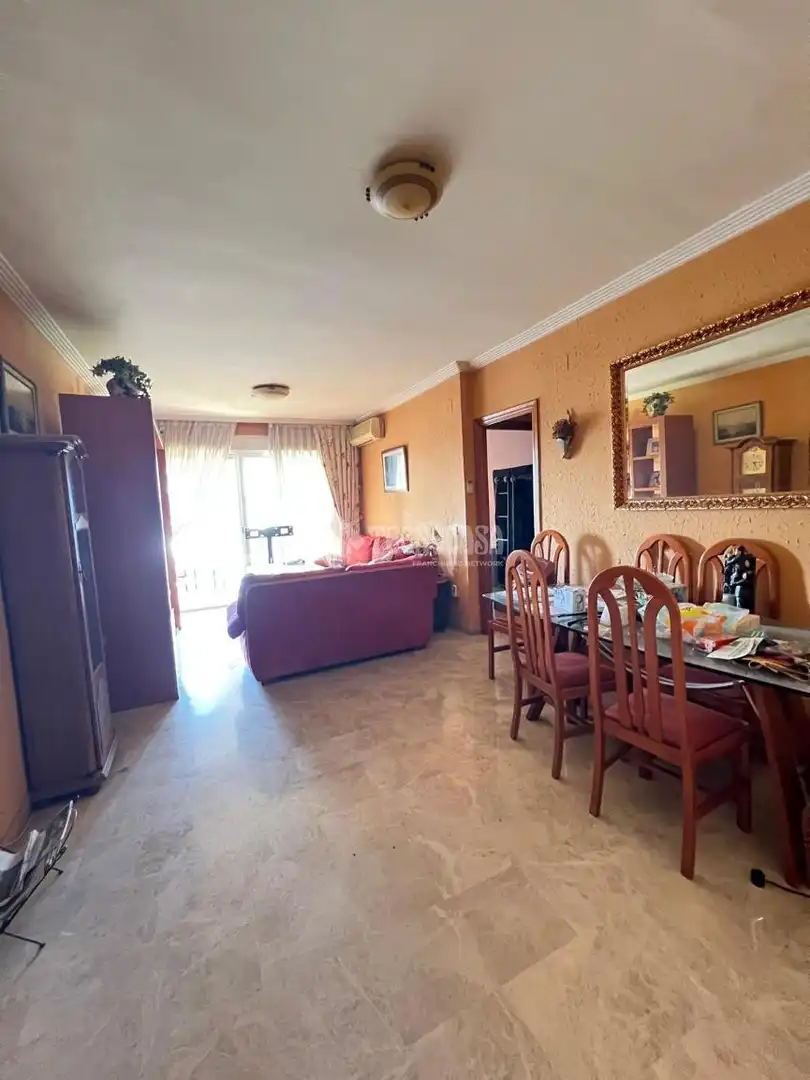 Sala de estar de Piso en venta en Dos Hermanas con Terraza