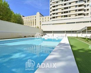 Swimming pool of Flat for sale in Cáceres Capital  with Air Conditioner, Terrace and Swimming Pool