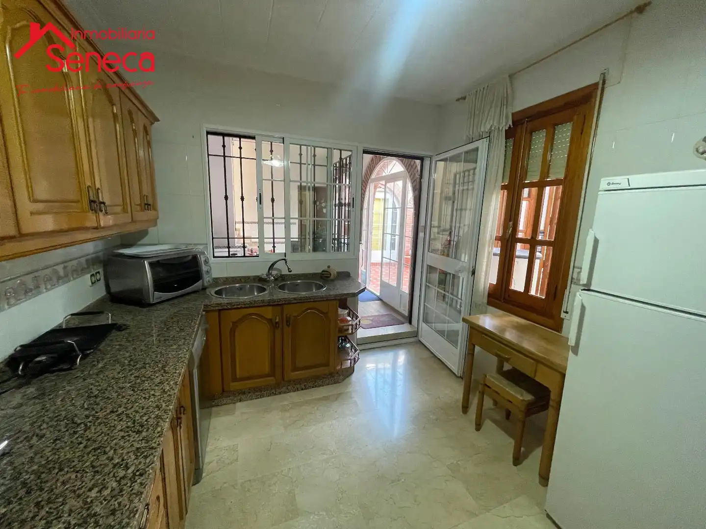 Kitchen of Detached homes for sale in El Carpio  with Air Conditioner, Heating and Furnished