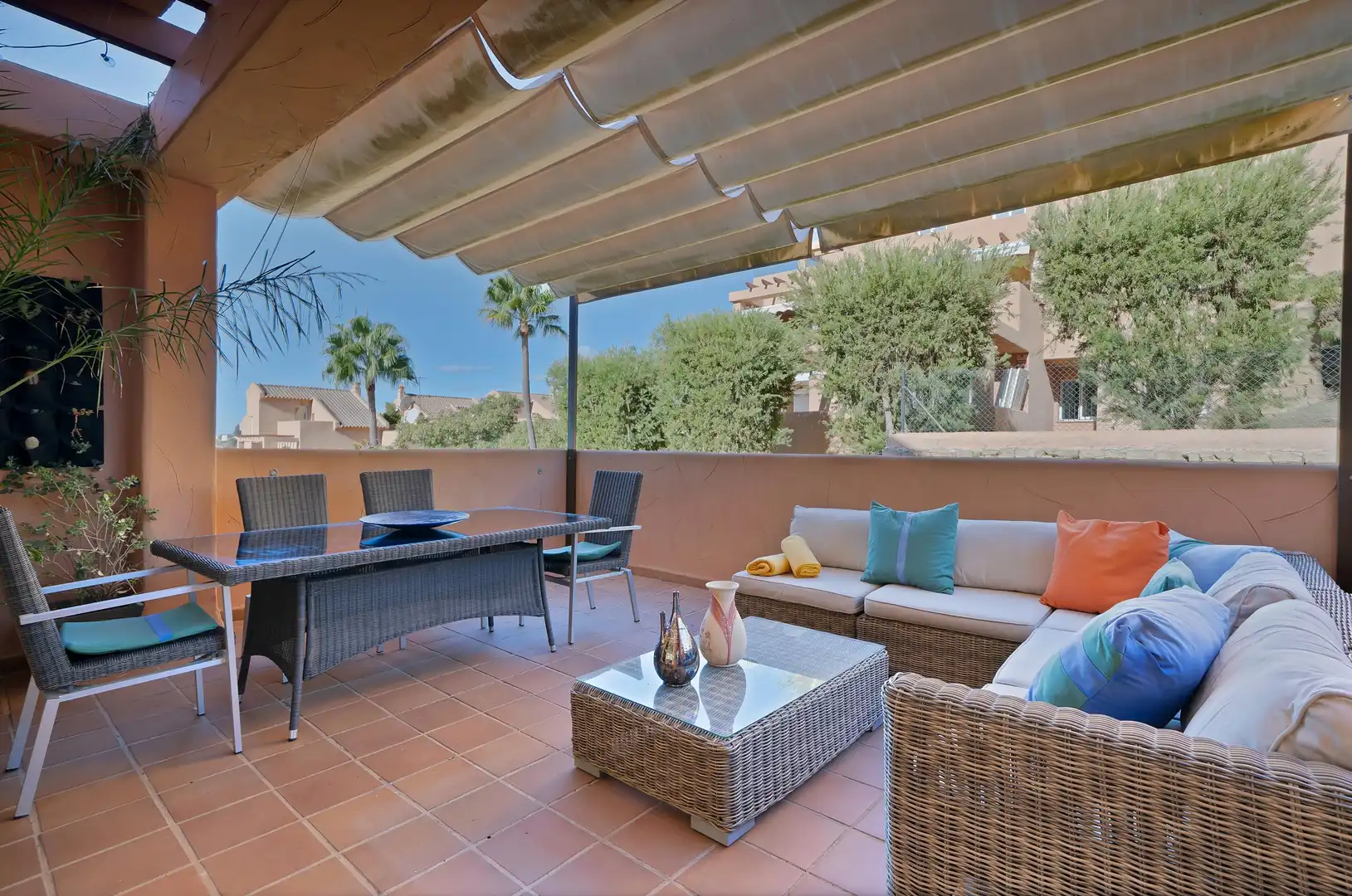 Terrasse von Wohnungen zur Miete in Marbella mit Privatgarten, Terrasse und Gemeinschaftspool
