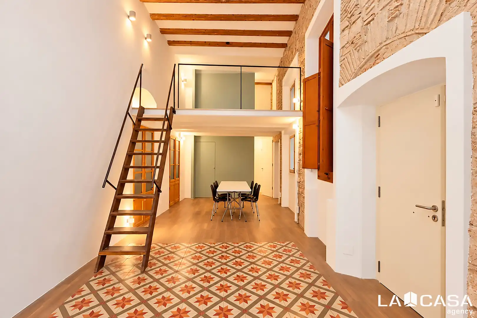 Maisonette zum Verkauf in Barcelona, Barcelona