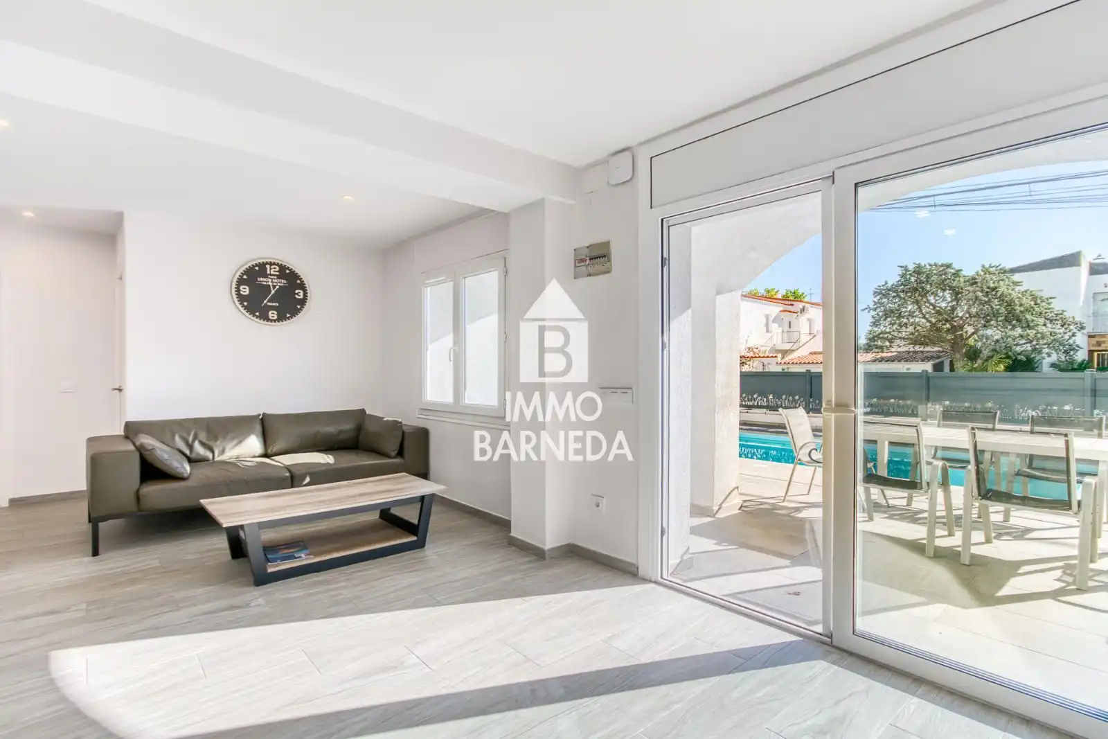 Vista exterior de Casa o chalet en venta en Empuriabrava con Aire acondicionado, Calefacción y Jardín privado