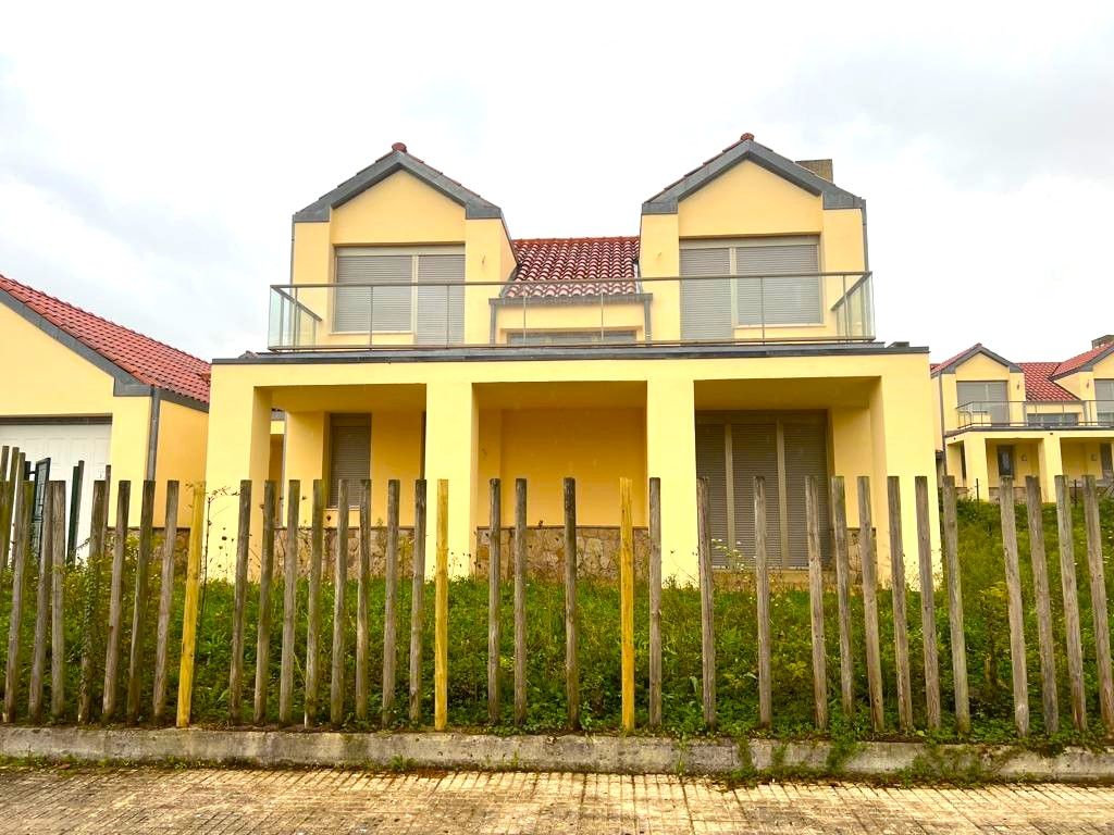 House or chalet for sale in La Revilla, Hazas de Cesto