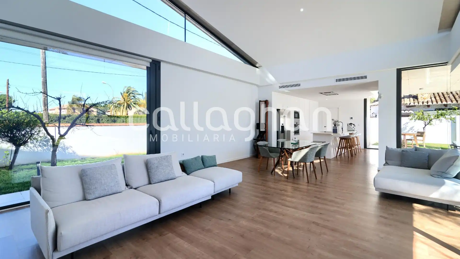 Living room of Houses for sale in L'Eliana  with Air Conditioner, Heating and Private garden