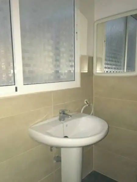 Baño de Oficina de alquiler en Valencia