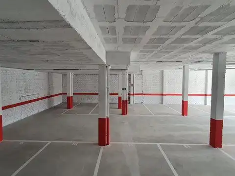 Parking de Local en venta en Gelves