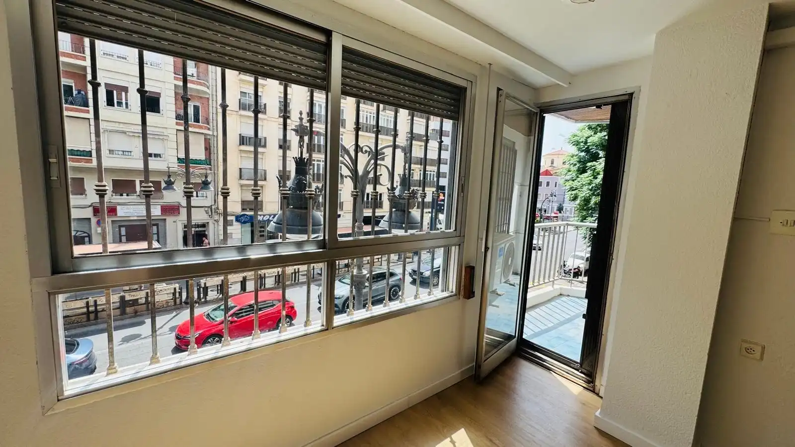 Exterior view of Flat for rent in Valencia  with Air Conditioner, Parquet flooring and Terrace
