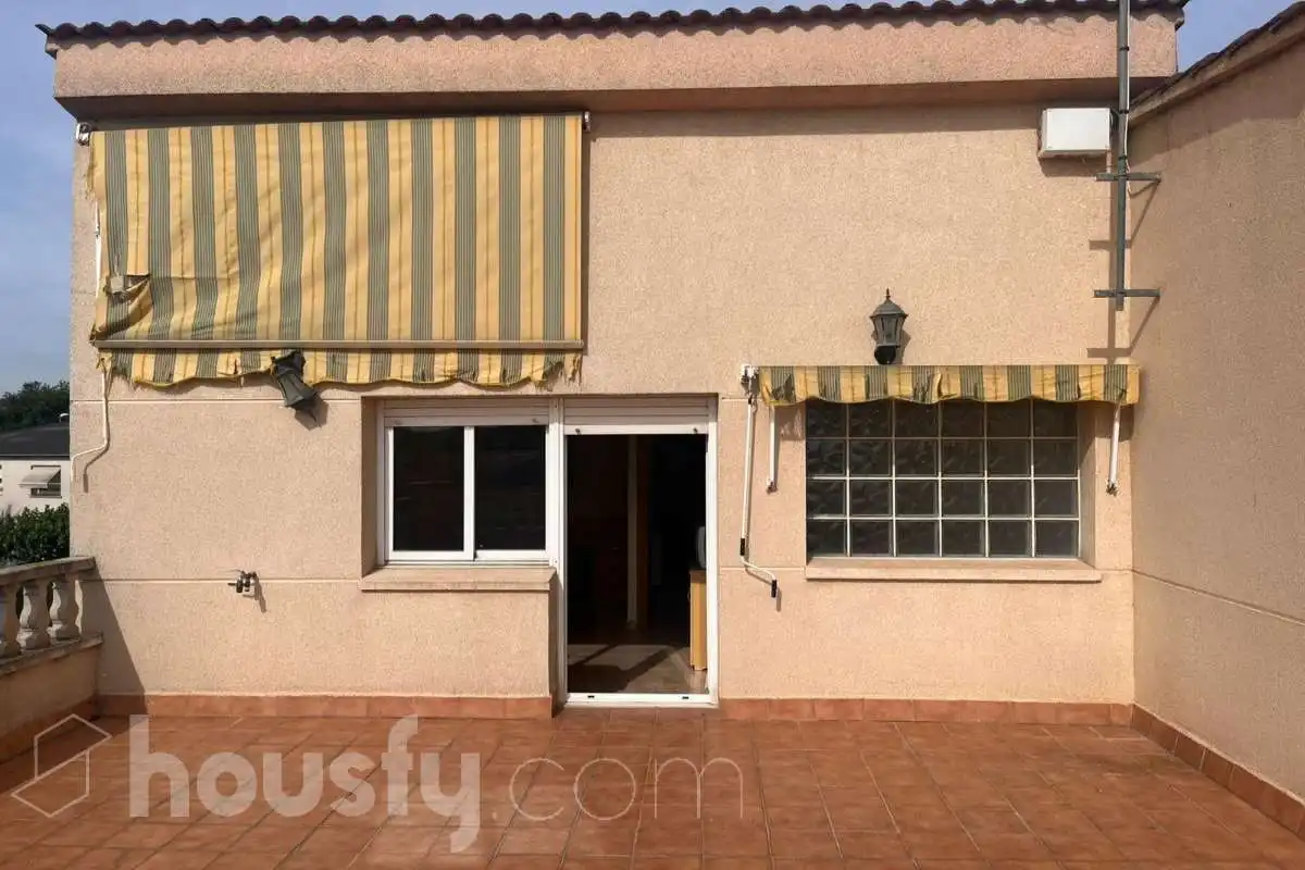 Exterior view of Houses for rent in Martorell  with Heating, Private garden and Terrace