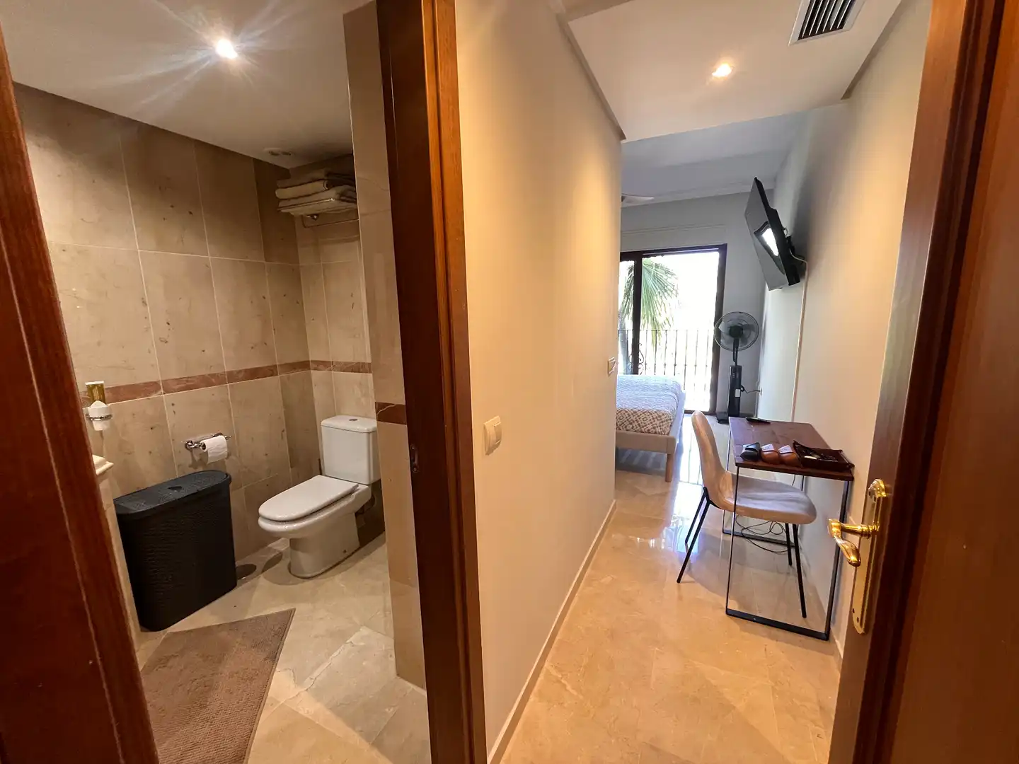 Bathroom of Attic for rent in Marbella  with Air Conditioner, Heating and Terrace