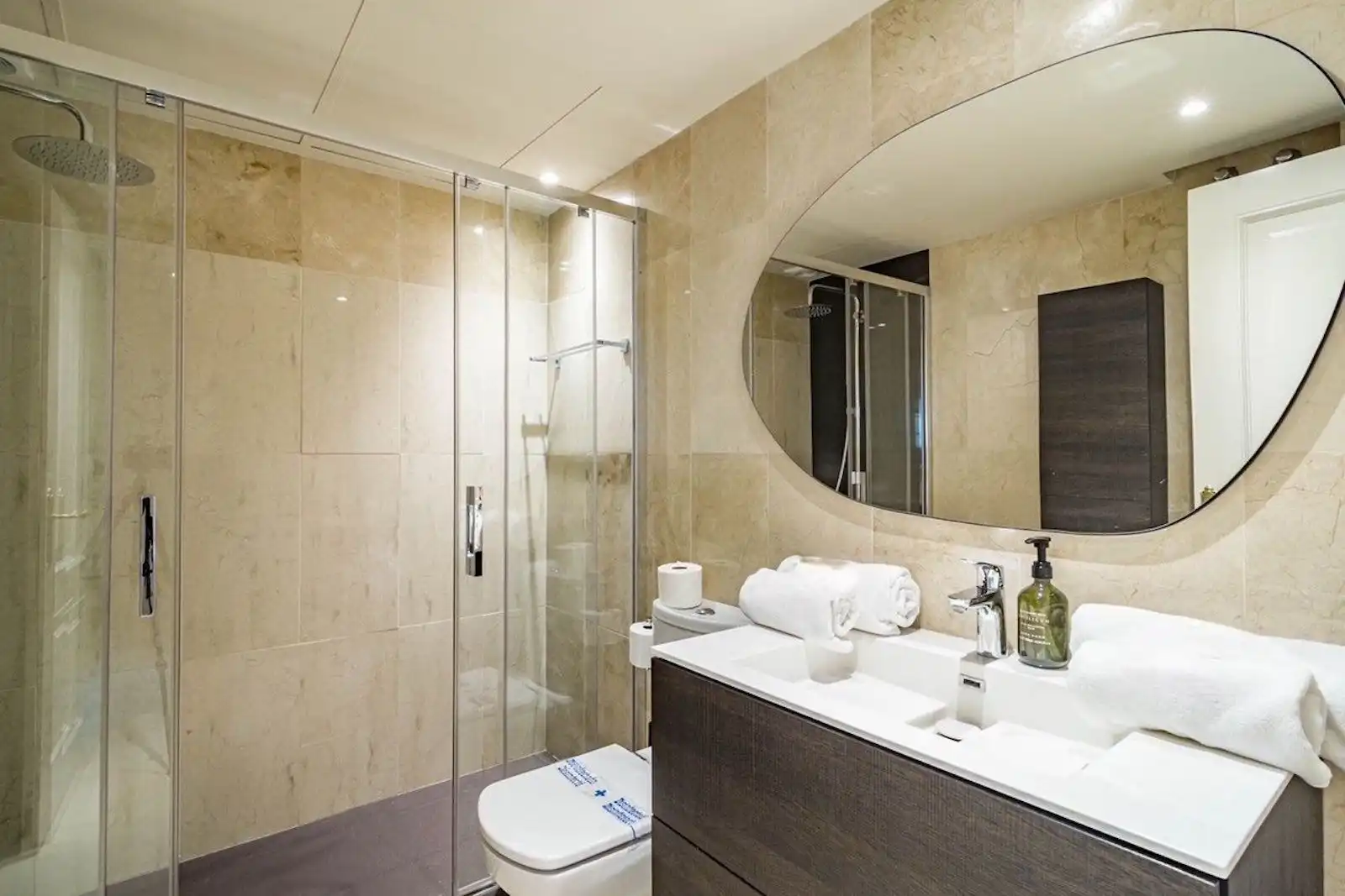 Baño de Ático en venta en Marbella con Aire acondicionado, Amueblado y Piscina comunitaria