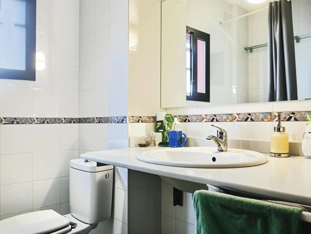 Baño de Casa adosada en venta en Sevilla con Aire acondicionado, Calefacción y Parquet