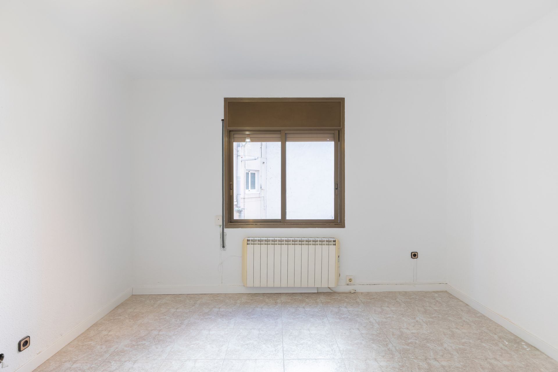 Bedroom of Flat for sale in Santa Coloma de Gramenet  with Heating