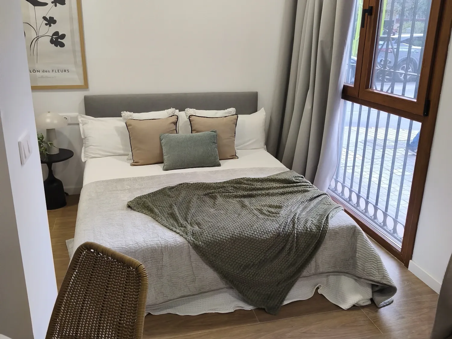 Bedroom of Apartment for sale in  Valencia Capital  with Furnished and Microwave