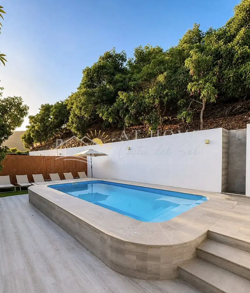 Swimming pool of Houses for rent in Nerja  with Terrace, Swimming Pool and Oven