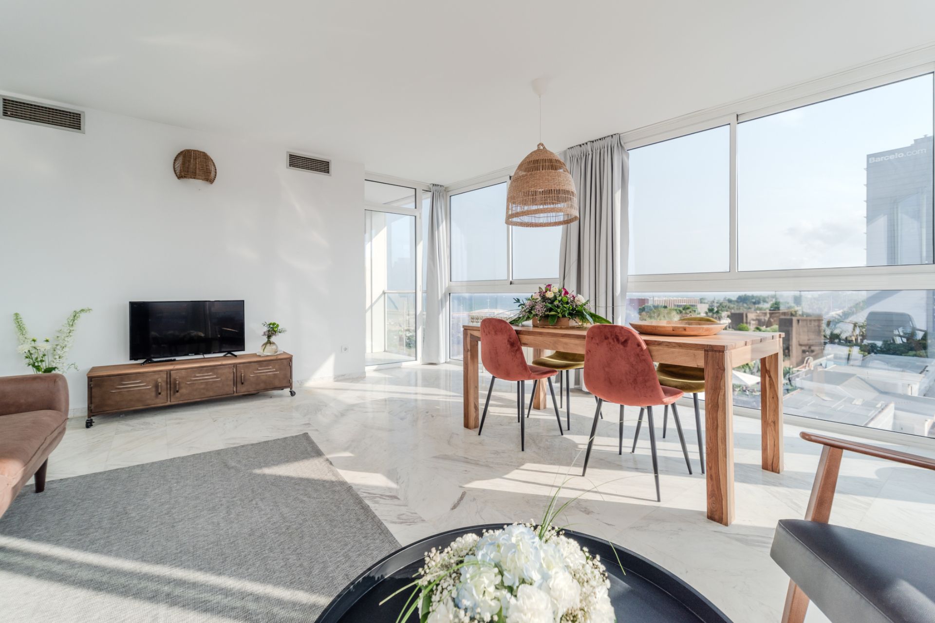 Living room of Apartment for sale in  Barcelona Capital  with Air Conditioner, Heating and Storage room