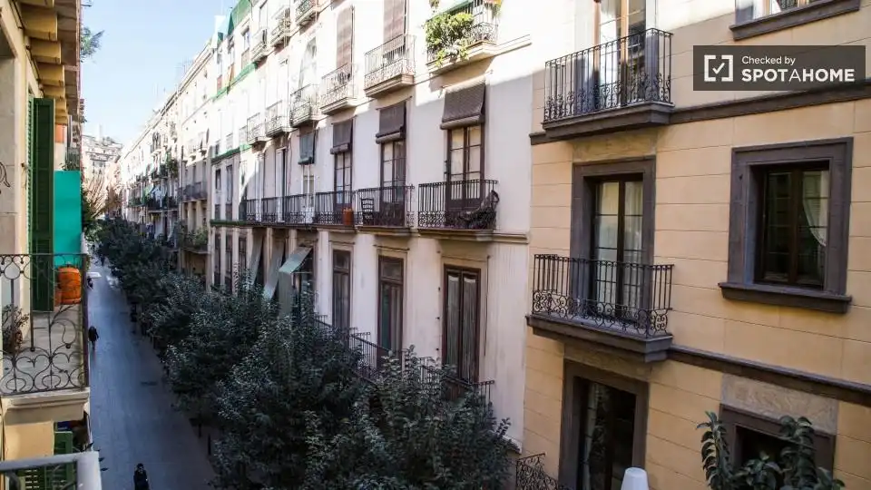 Piso de alquiler en El Raval