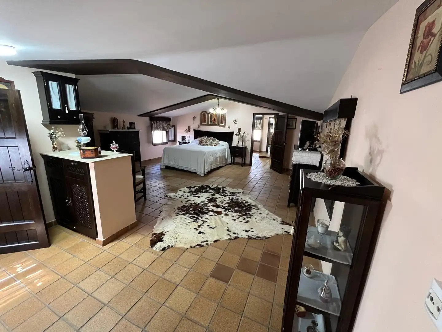 Dormitori de Casa o xalet en venda en Chiclana de la Frontera amb Jardí privat, Moblat i Piscina comunitària