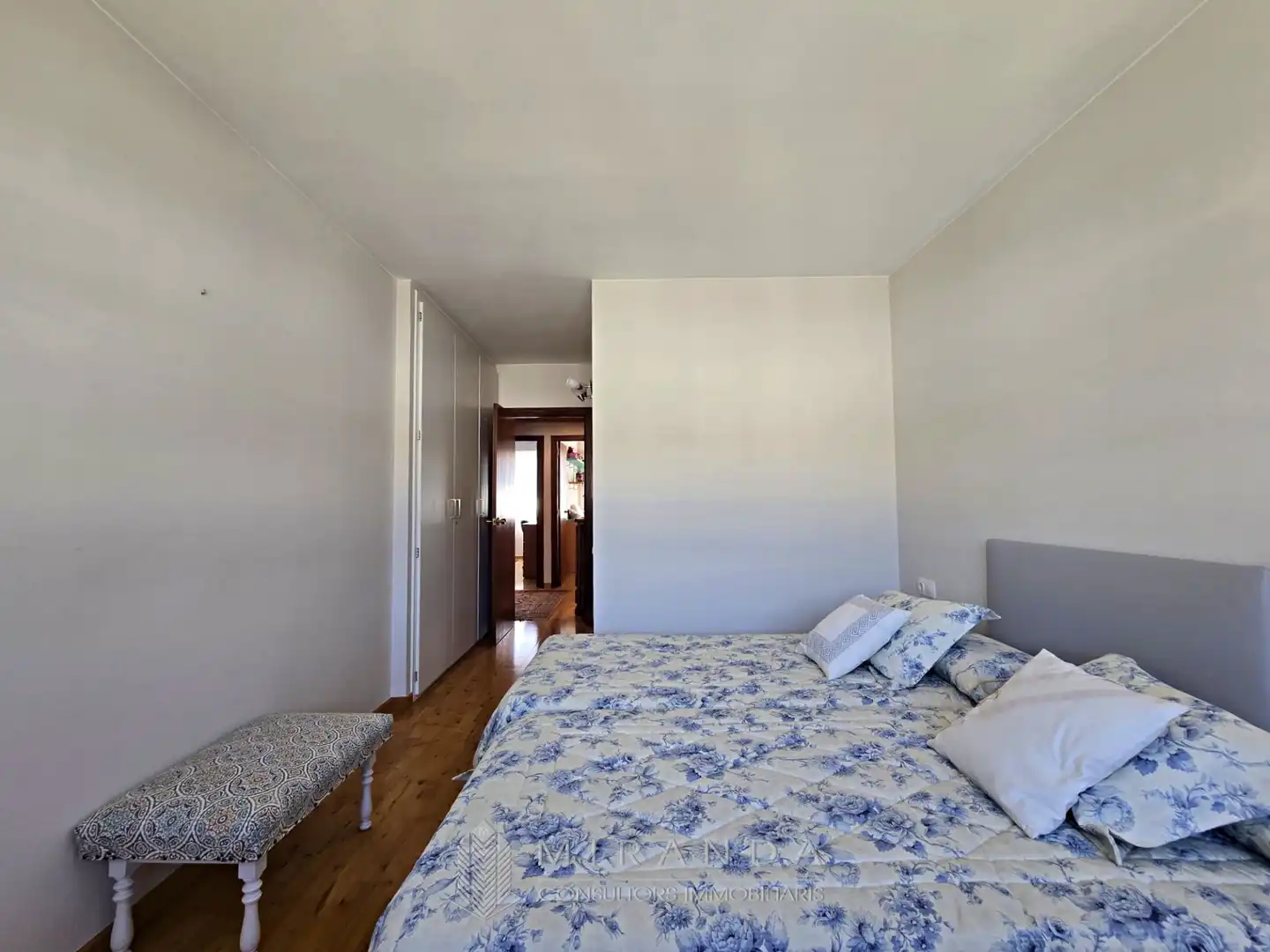 Habitación de Casa adosada en venta en Granollers con Aire acondicionado, Calefacción y Jardín privado