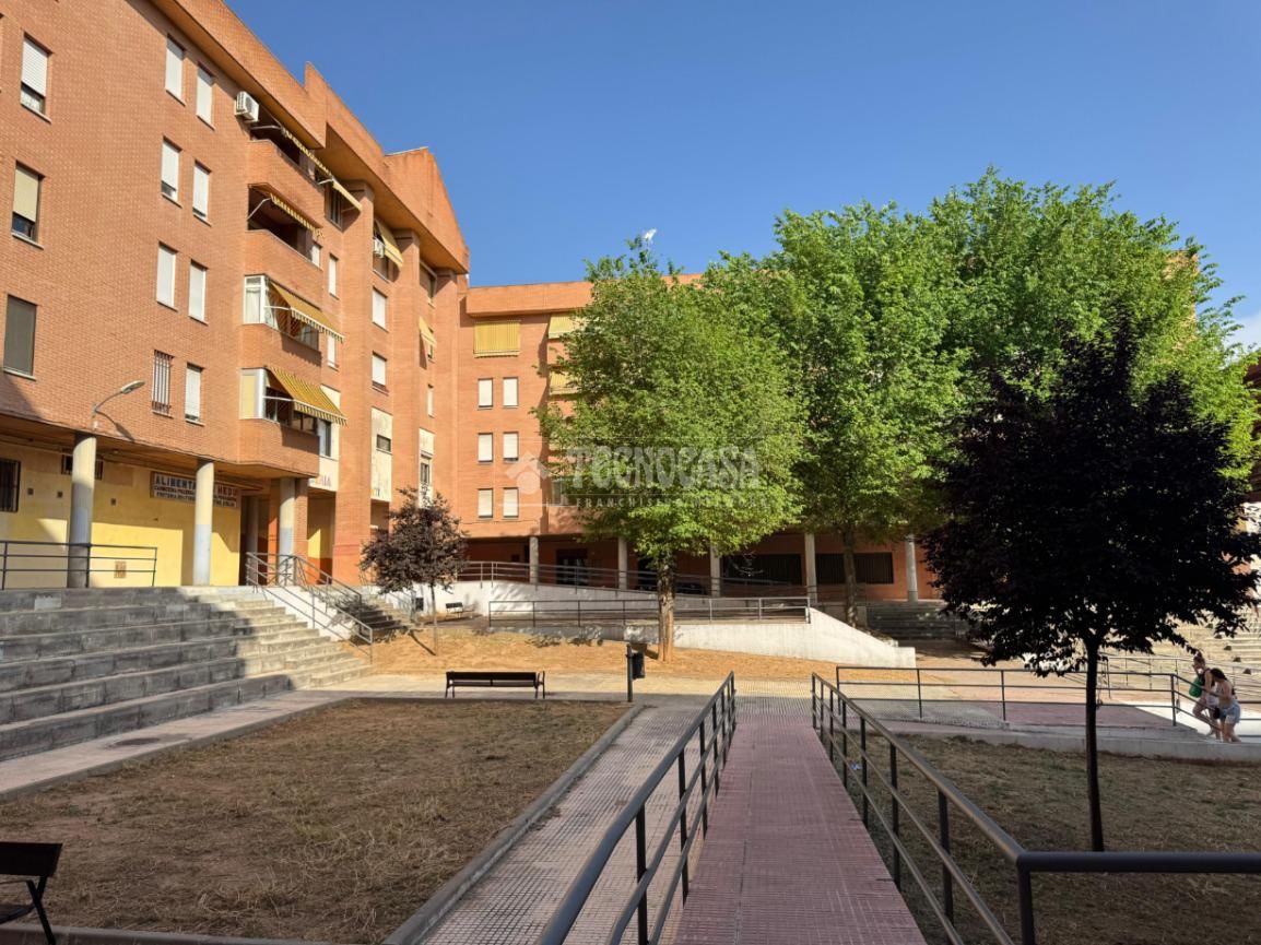 Flat for sale in N/A, Constitución - Balconcillo, Guadalajara Capital