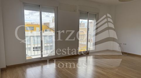 Se vende Piso en Elda, (Alicante)