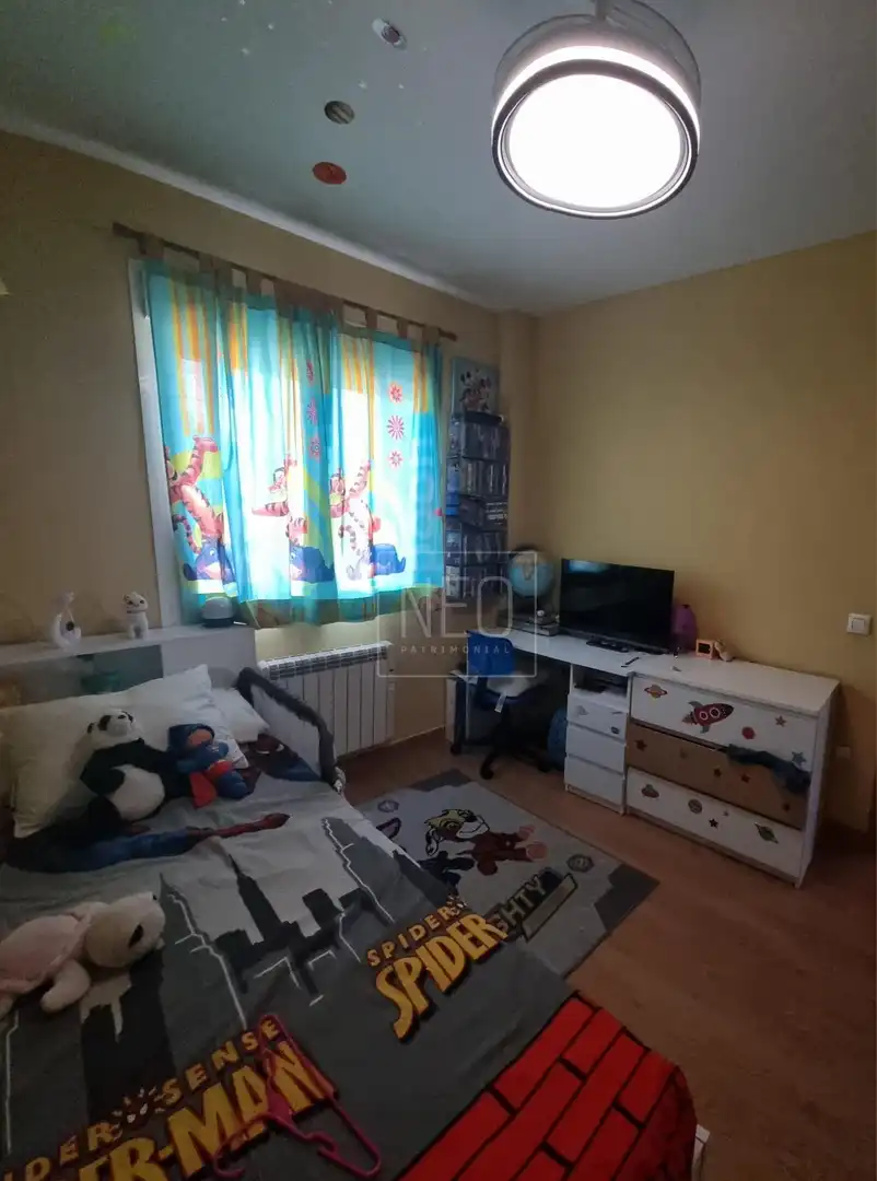 Habitación de Casa adosada en venta en Ugena con Aire acondicionado, Calefacción y Terraza