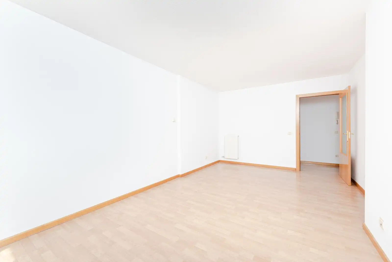 Piso en venta en  Pamplona / Iruña con Parquet, Trastero y Balcón